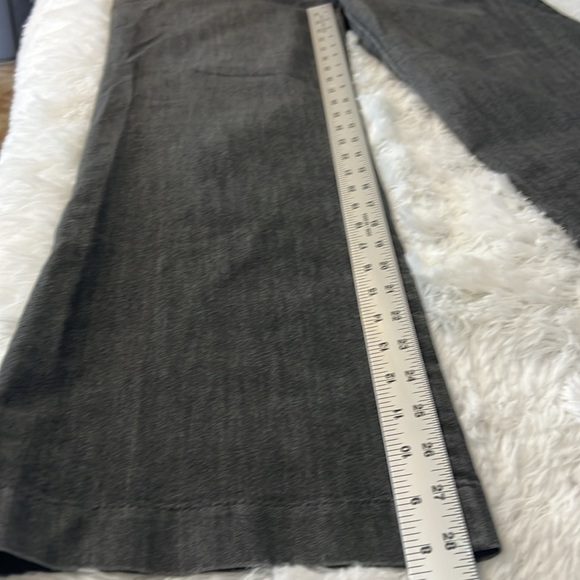 Lee Regular Fit Mid Rise Trouser Flex Motion Washed Gray Women Size 10 Short - Picture 6 of 7